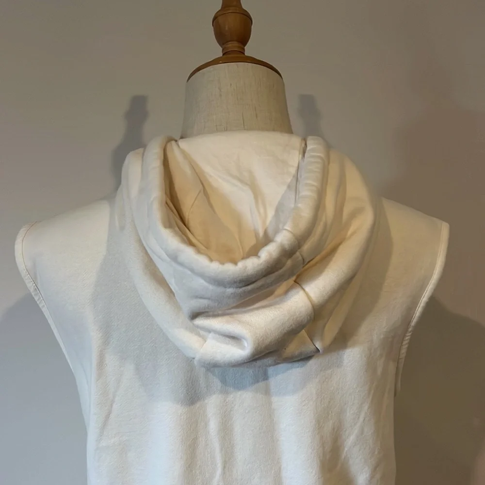 Yd. Cream hooded sloppy Joe vest - Picture 5 of 8